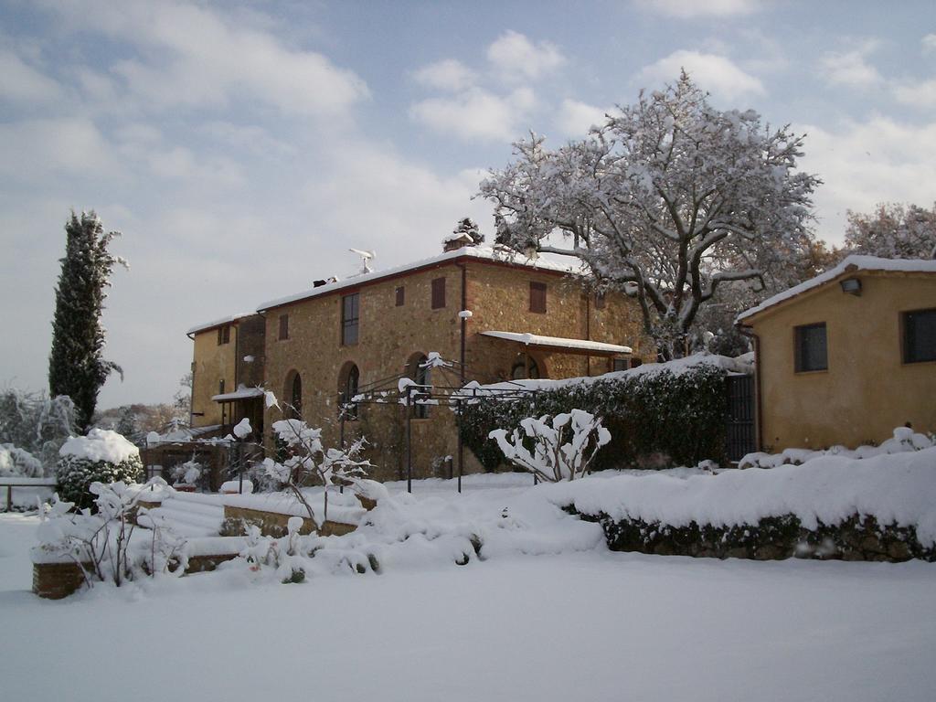 Podere Il Caggio Rooms Сан-Джиминьяно Экстерьер фото