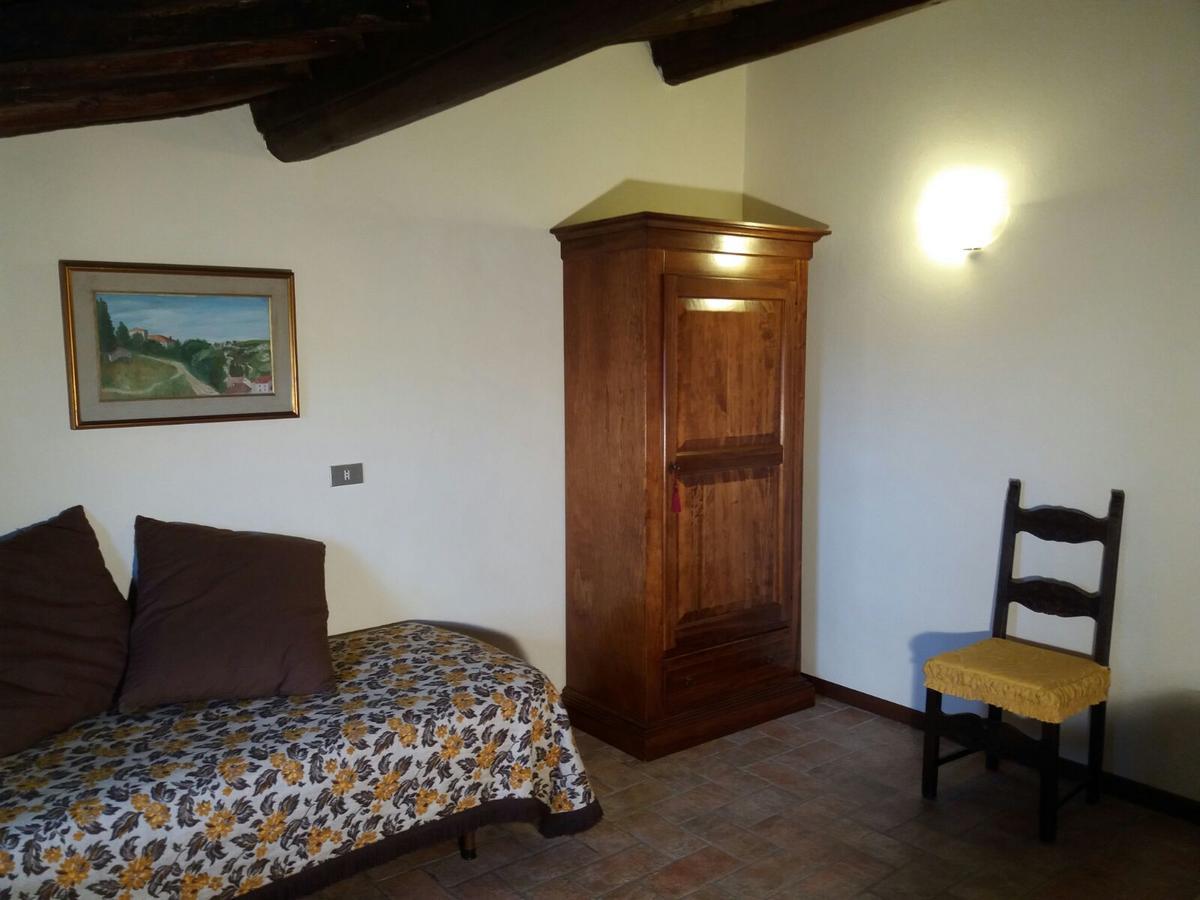 Podere Il Caggio Rooms Сан-Джиминьяно Экстерьер фото