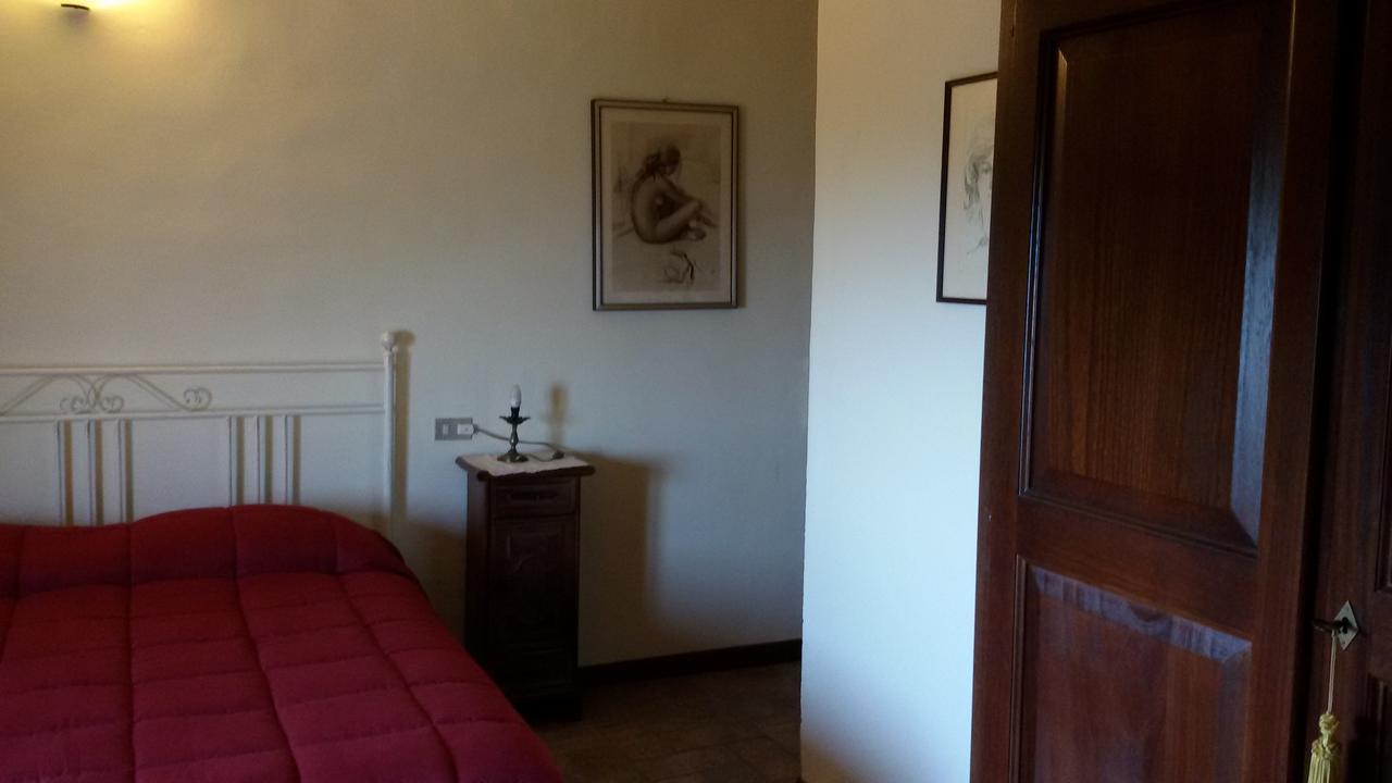 Podere Il Caggio Rooms Сан-Джиминьяно Экстерьер фото